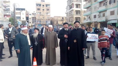 إيد في إيد، شيوخ وقساوسة قنا يشاركون في الانتخابات الرئاسية (صور)