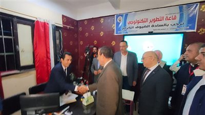 محافظ شمال سيناء يدلي بصوته في الانتخابات الرئاسية 2024 بلجنة العريش 