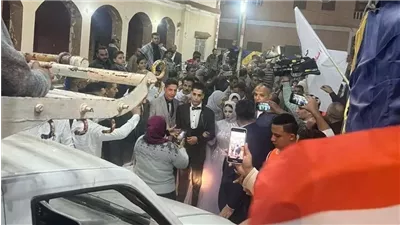 عروسان ومولود ومعتمر، أبرز 20 مشهدا خلال اليوم الأول من الانتخابات الرئاسية 2024 