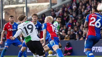 ليفربول يقتنص الصدارة، ترتيب الدوري الإنجليزي الممتاز بعد الجولة الـ 16