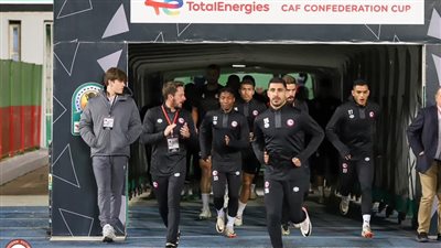 فيوتشر يتعادل سلبيا مع اتحاد العاصمة الجزائري في الشوط الأول