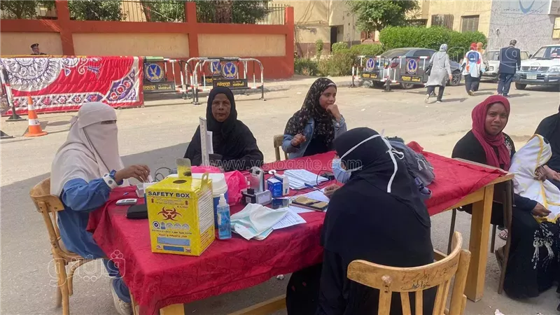 قوافل طبية امام اللجان
