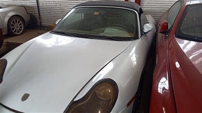 1 % كرسوم تخزين..تعرف على غرامات تأخيرات استلام سيارات مزاد مطار القاهرة