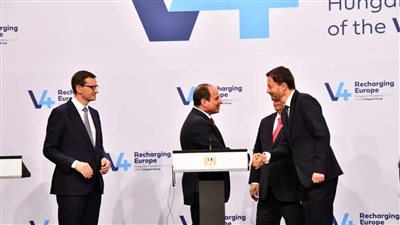  10 صور ترصد تفاصيل قمة مصر ودول تجمع فيشجراد والمؤتمر الصحفي