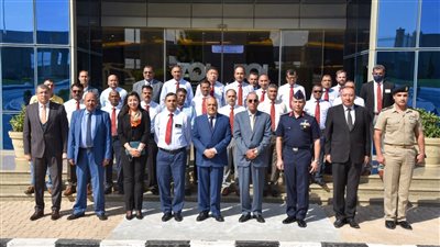 الهيئة العربية للتصنيع تستقبل وفد كلية الدفاع الوطني الهندية لتبادل الخبرات