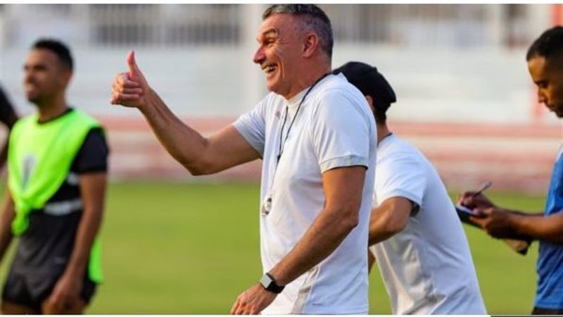 كارتيرون المدير الفني