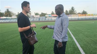 مندوب بيراميدز يعاين ملعب عزام التنزاني|صور