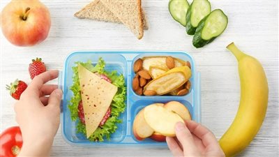 أكلات مهمة قدميها لطفلك عقب عودته من المدرسة