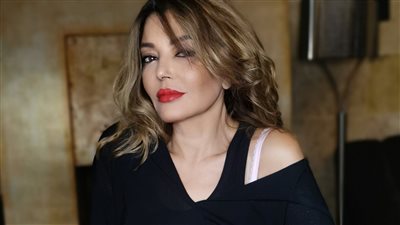 سميرة سعيد تتألق بالأسود في أحدث جلسة تصوير