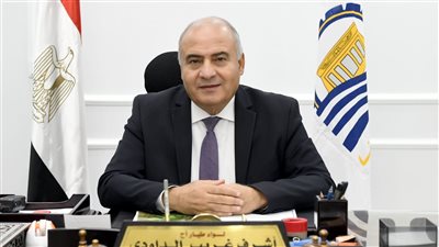 محافظ قنا يكلف يشن حملات تفتيشية مفاجئة للتأكد من عدم زيادة تعريفة سيارات الأجرة