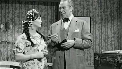 السادات يعمل رقيبًا ويوافق على عرض فيلم ميرامار