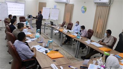 ختام فعاليات برنامج المسار الوظيفي للقيادات بمياه أسيوط | صور 