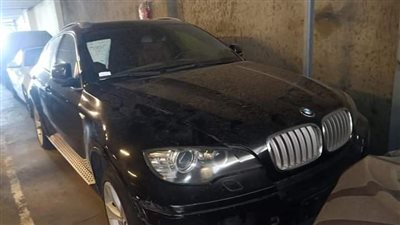 3 فئات محظورة من دخول مزاد جمارك مطار القاهرة