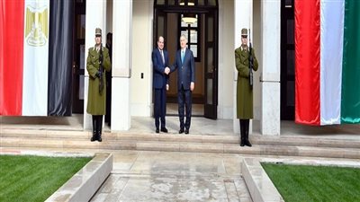 7 صور ترصد تفاصيل القمة المصرية المجرية ببودابست