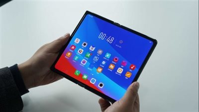 أوبو تلحق بركب سامسونج وتطلق هاتفًا قابلًا للطي.. وهذه مواصفاته