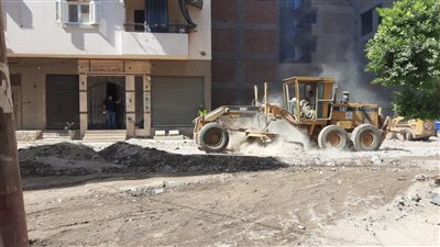 تمهيد شوارع المطرانية والمعلمين بحي غرب أسيوط 