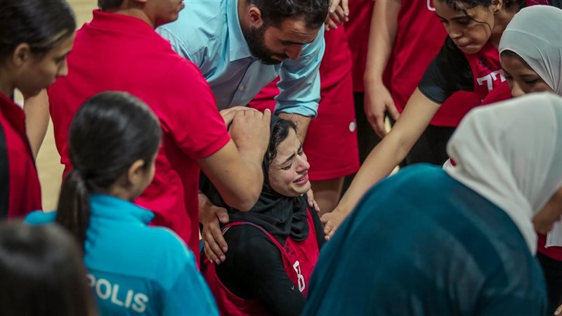 ثريا ابراهيم لاعب