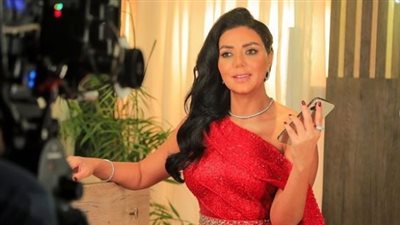 رانيا يوسف تشوق الجمهور لإطلالتها في حفل افتتاح مهرجان الجونة