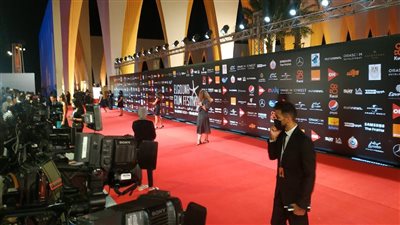 بث مباشر.. حفل افتتاح مهرجان الجونة السينمائي في دورته الخامسة