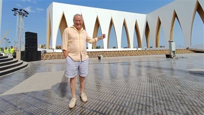 سميح ساويرس بعد عودة قاعة مهرجان الجونة لرونقها: عشان محدش يشك أن المصريين هما اللي بنوا الأهرامات