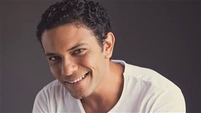 آسر ياسين عن مسلسله الرمضاني المقبل مع دينا الشربيني: ممثلة هايلة (فيديو) 