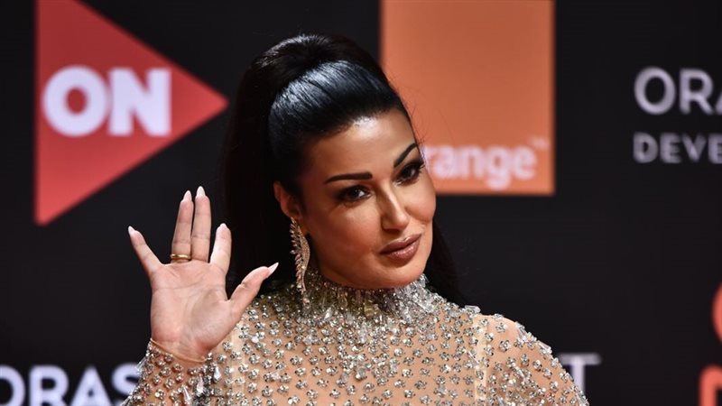 سمية الخشاب