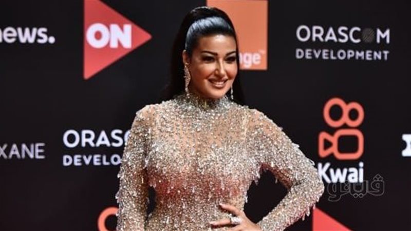 الفنانة سمية الخشاب