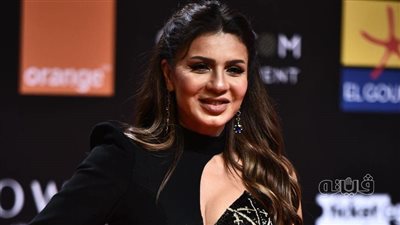 بعدما أثارت الجدل بسبب إطلالتها في افتتاح الجونة.. العمر الحقيقي لـ نجلاء بدر ولماذا حرمت من الإنجاب؟