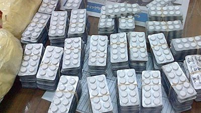 ضبط 30 ألف قرص أدوية مؤثرة على الحالة النفسية ومخدرة مهربة جمركيًا بالقاهرة