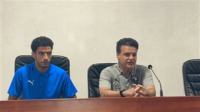 قبل مواجهة عزام بالكونفدرالية.. ايهاب جلال يخشي درجة الحرارة| فيديو