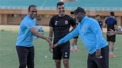 دوري أبطال أفريقيا| محاضرة ختامية للاعبي الأهلي قبل مباراة الحرس الوطني