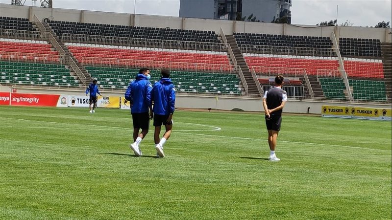 لاعبو الزمالك يتفقدون