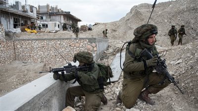 اشتباكات بين مسلحين فلسطينيين وعناصر الأجهزة الأمنية في الخليل |فيديو