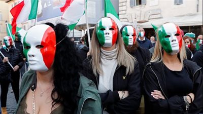 حظر الفاشيين.. تظاهرة حاشدة في ساحة سان جيوفاني بإيطاليا