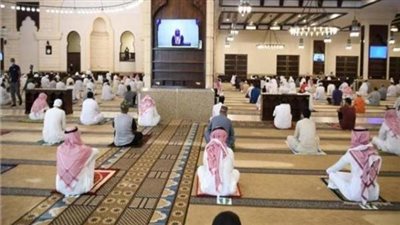  هل قرار تخفيف الإجراءات الاحترازية في السعودية يشمل المساجد؟