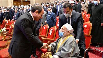  لقطة اليوم.. تحية خاصة من الرئيس لـ أحمد عمر هاشم