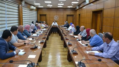 محافظ الدقهلية يوجه بسرعة الانتهاء من جميع ملفات التقنين والتصالح