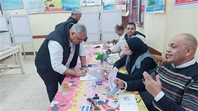 وكيل وزارة الشباب والرياضة بالقليوبية يدلي بصوته في الانتخابات الرئاسية