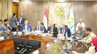 غرفة العمليات المركزية بديوان كفر الشيخ تتابع اليوم الثاني للانتخابات الرئاسية 2024 (صور)