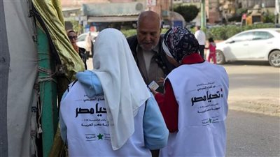 متطوعو مراكز شباب كفر الشيخ يستقبلون الناخبين في ثاني أيام الانتخابات الرئاسية (صور)