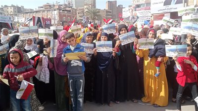 مسيرة لذوي الهمم تجوب شوارع قنا لحث المواطنين على المشاركة في الانتخابات (بث مباشر)