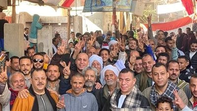 زحام أهالي طوخ أمام اللجان للمشاركة في الانتخابات الرئاسية (صور)