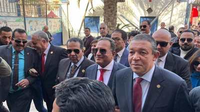 حازم عمر يتابع الاقتراع في ثاني أيام الانتخابات الرئاسية