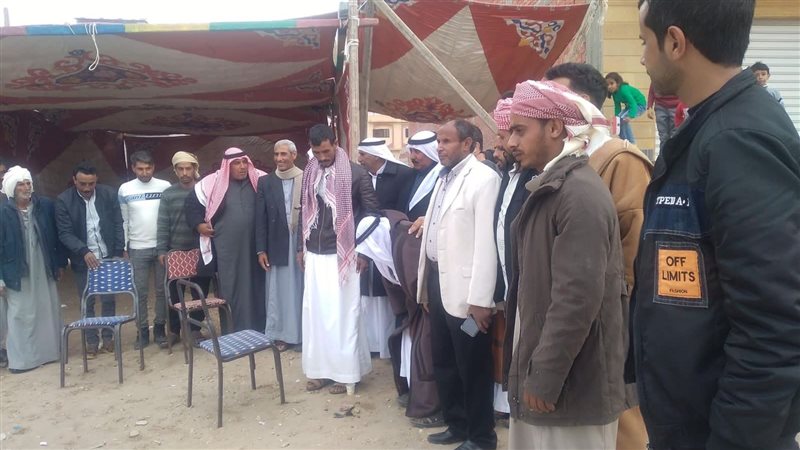 توافد المواطنين على
