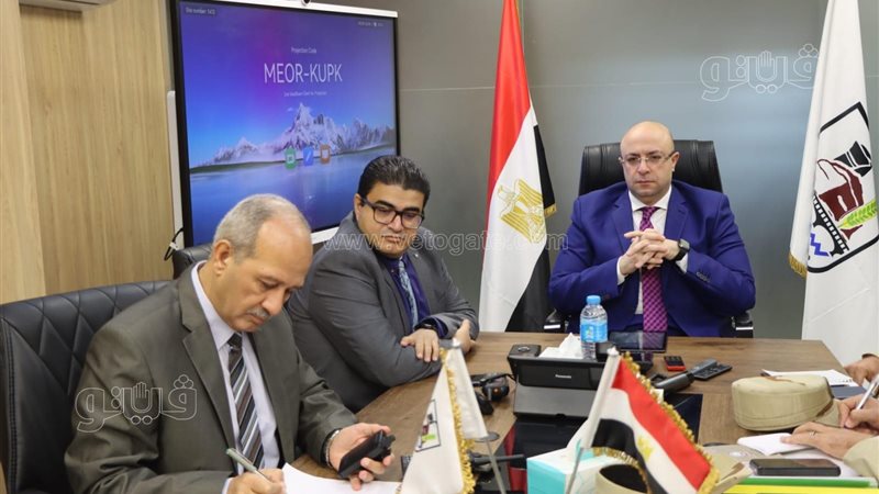 محافظ بني سويف خلال