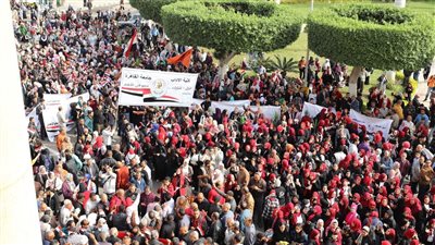 جامعة القاهرة تنظم مسيرات لحث المواطنين على المشاركة في انتخابات الرئاسة 2024