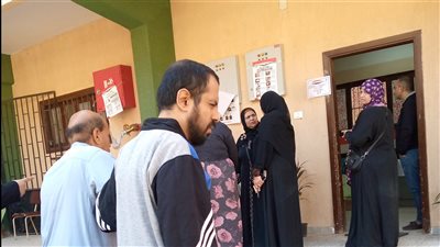 الانتخابات الرئاسية 2024، كفيف يشارك في التصويت بشبرا الخيمة (صور)
