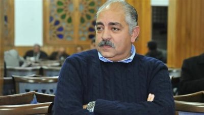 الحالة الصحية لـ العامري فاروق تصيب جماهير الكرة بالحزن، وشقيقه: رفع جهاز التنفس عنه