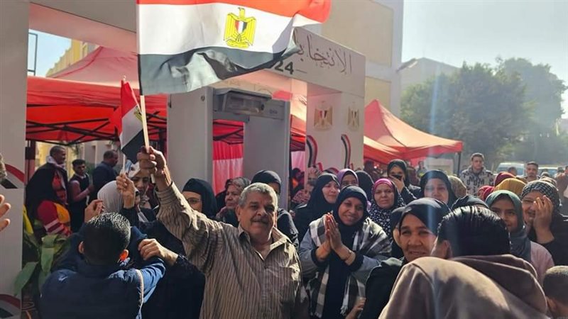 الناخبون أمام اللجان