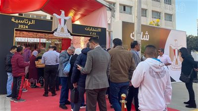 تزايد أعداد الناخبين في لجان القاهرة بعد فترة الراحة بثاني أيام الانتخابات (صور)